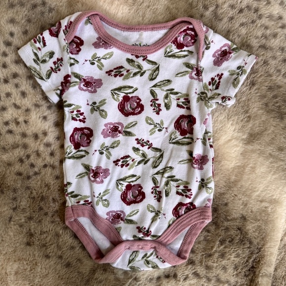 Carters Chick Pea and Cloud Island 3-6 Month Onesie Bundle - Picture 10 of 13